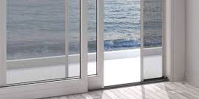 PLASE contra INSECTELOR